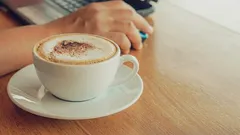 What to Replace Sugar With in Coffee: Six Healthier Alternatives