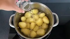 How to Cook Delicious, Healthy Potatoes: Should You Start with Cold or Boiling Water?