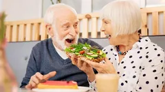 Healthy Eating for Older Adults: The Best Food Groups to Improve Digestion and Memory